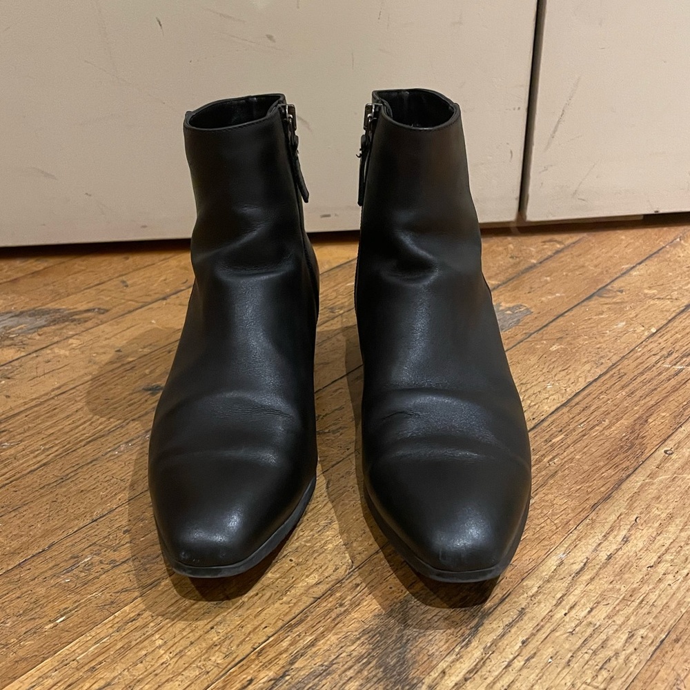 Aquatalia pointed ankle boots